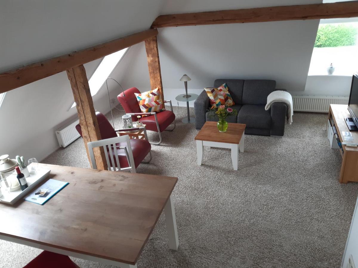 Bed and Breakfast Rest En Romte Birdaard Esterno foto